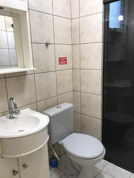 Apto Em Condominio No Centro De Bombinhas, Proximo Da Praia Exterior foto